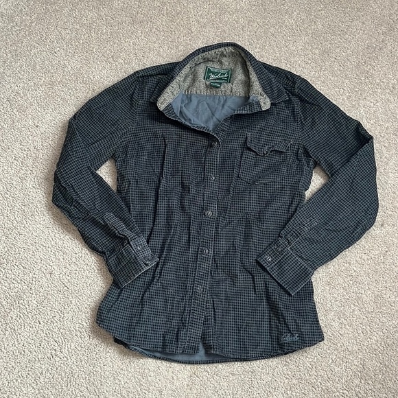 “Woolrich: Women’s button down size small” - Picture 1 of 8
